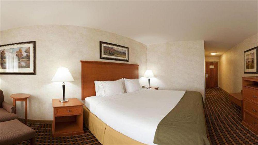Holiday Inn Express Rawlins By Ihg Екстер'єр фото