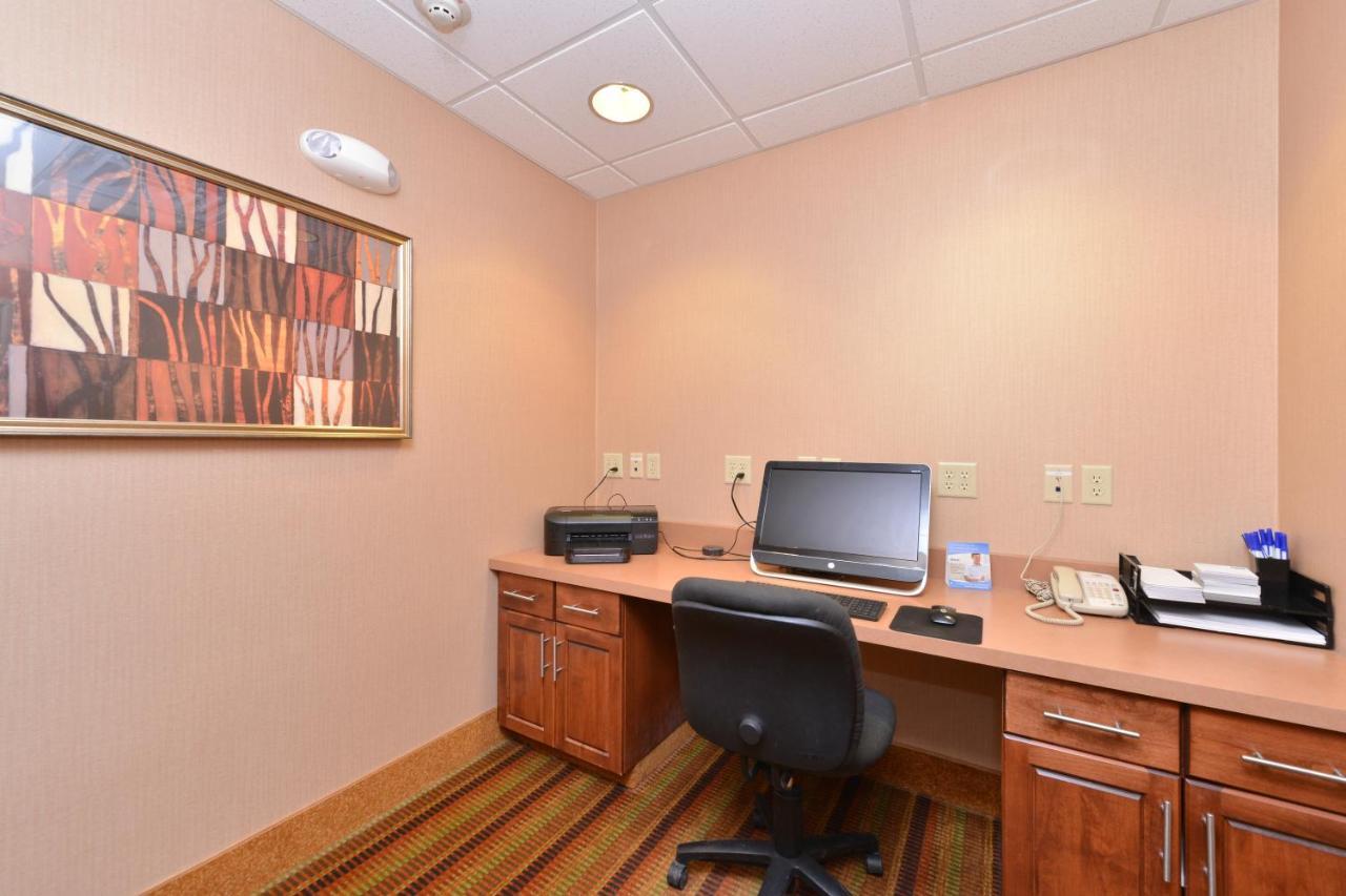 Holiday Inn Express Rawlins By Ihg Екстер'єр фото